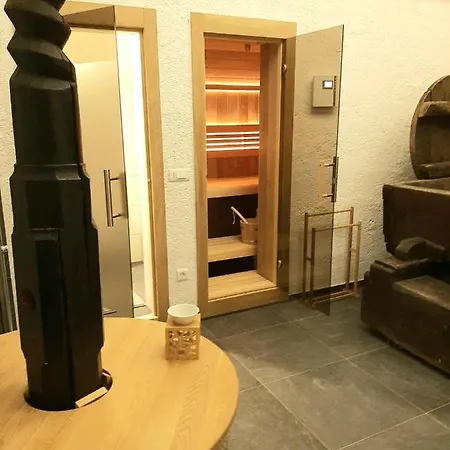 בית נופש Haloze Na Dlani - Haloze In Your Hand, Hisa S Pogledom Na Hribe - A House Vith A View Of Hills Gruskovec