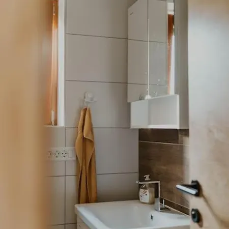 Haloze Na Dlani - Haloze In Your Hand, Hisa S Pogledom Na Hribe - A House Vith A View Of Hills * Gruskovec