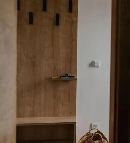 Semesterbostad Haloze Na Dlani - Haloze In Your Hand, Hisa S Pogledom Na Hribe - A House Vith A View Of Hills