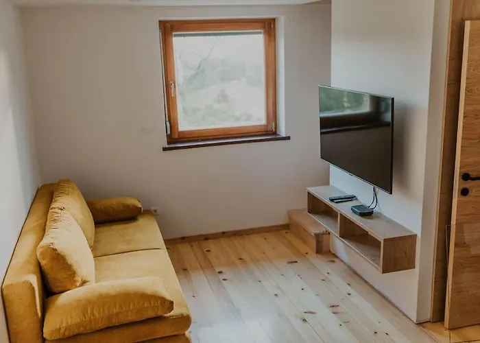 Haloze Na Dlani - Haloze In Your Hand, Hisa S Pogledom Na Hribe - A House Vith A View Of Hills *