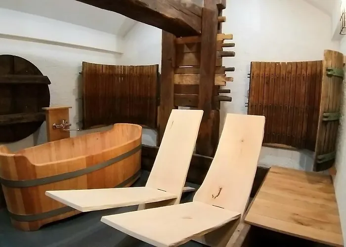 Haloze Na Dlani - Haloze In Your Hand, Hisa S Pogledom Na Hribe - A House Vith A View Of Hills Semesterbostad