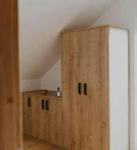 Haloze Na Dlani - Haloze In Your Hand, Hisa S Pogledom Na Hribe - A House Vith A View Of Hills