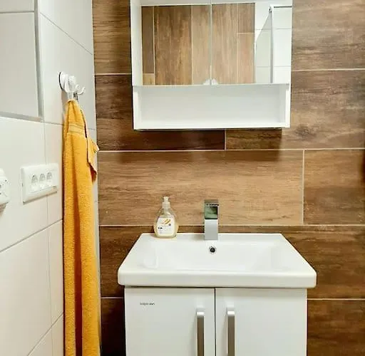 Haloze Na Dlani - Haloze In Your Hand, Hisa S Pogledom Na Hribe - A House Vith A View Of Hills Gruskovec